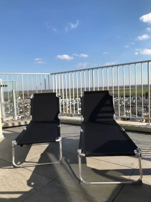 Penthouse Met Zeezicht En 2 Terrassen Lägenhet Middelkerke Exteriör bild