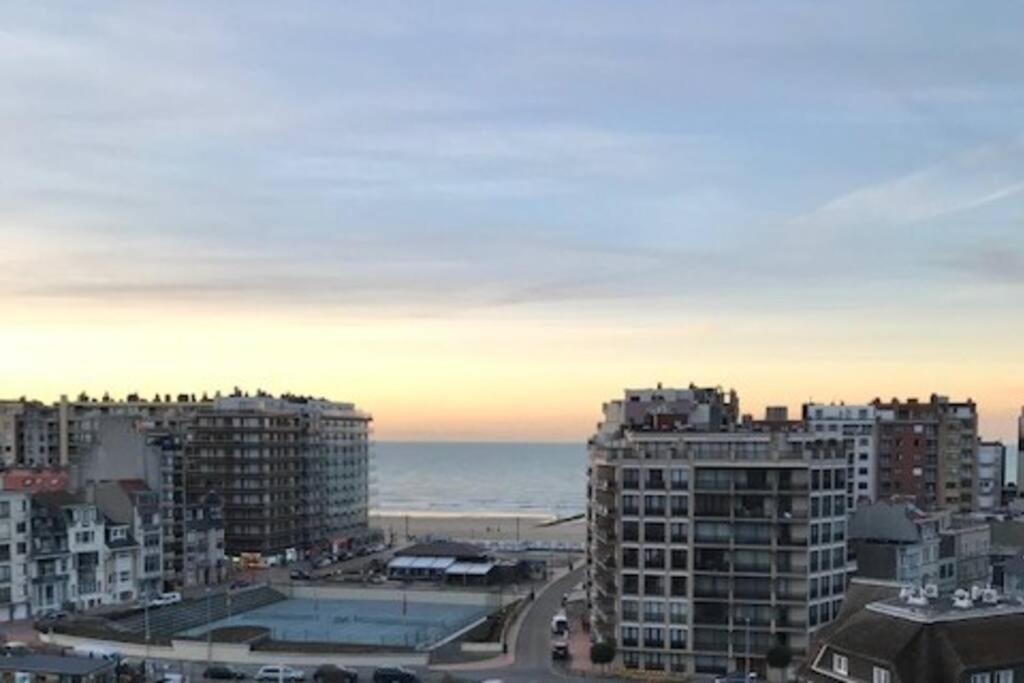 Penthouse Met Zeezicht En 2 Terrassen Lägenhet Middelkerke Exteriör bild